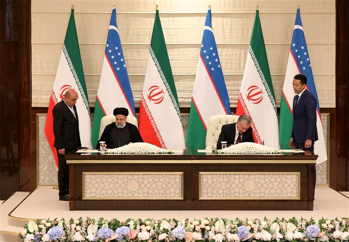 مقامات ایران و ازبکستان ۱۷ سند همکاری و یک بیانیه مشترک امضا کردند